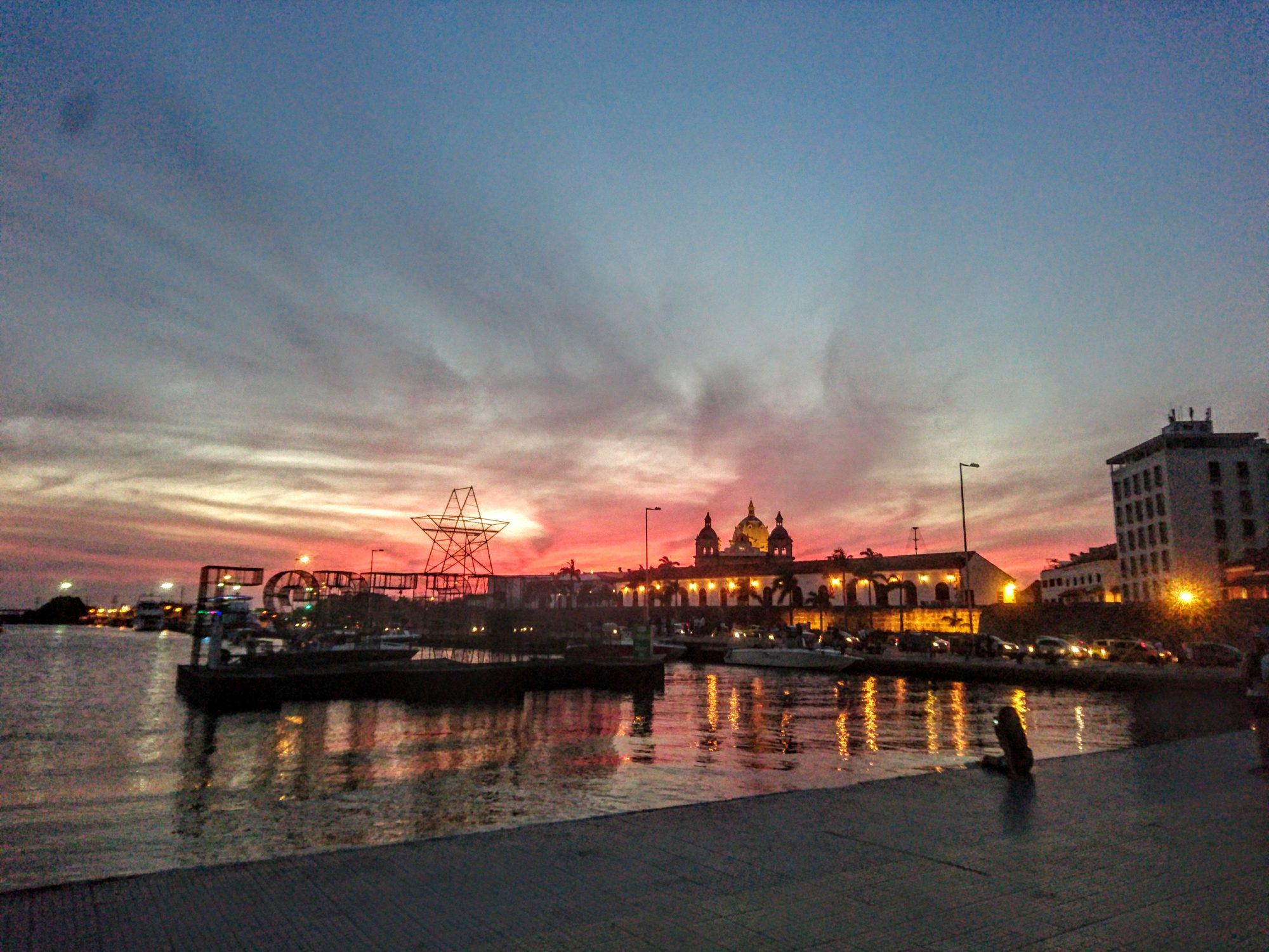 Getsemaní em Cartagena ao pôr do sol