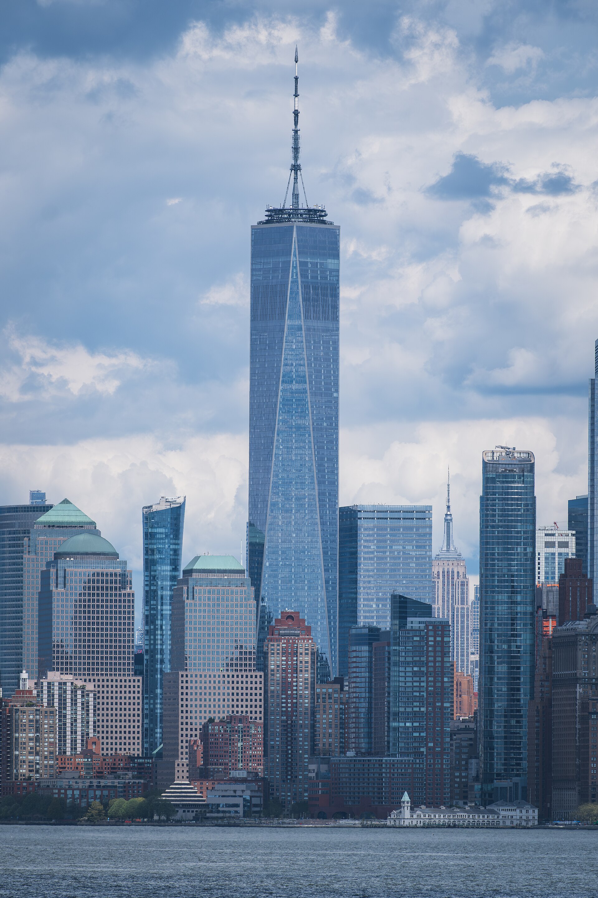 One World Trade Center e a skyline de Lower Manhattan